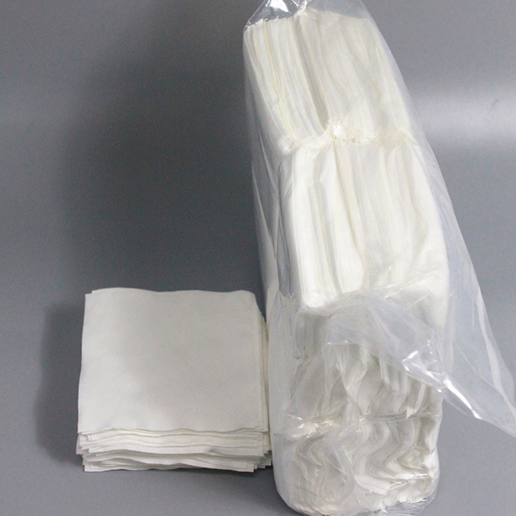 White 100% Polyester Cleanroom Wiper