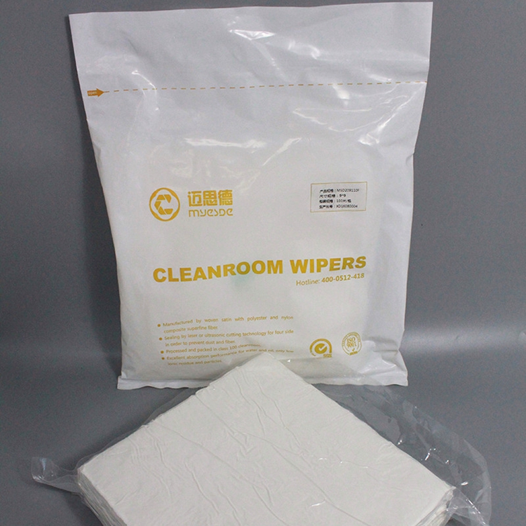 White 100% Polyester Cleanroom Wiper
